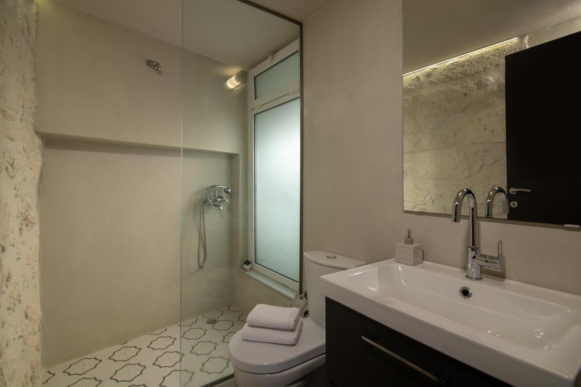 The Central Boutique Apartments Heraklion  ภายนอก รูปภาพ