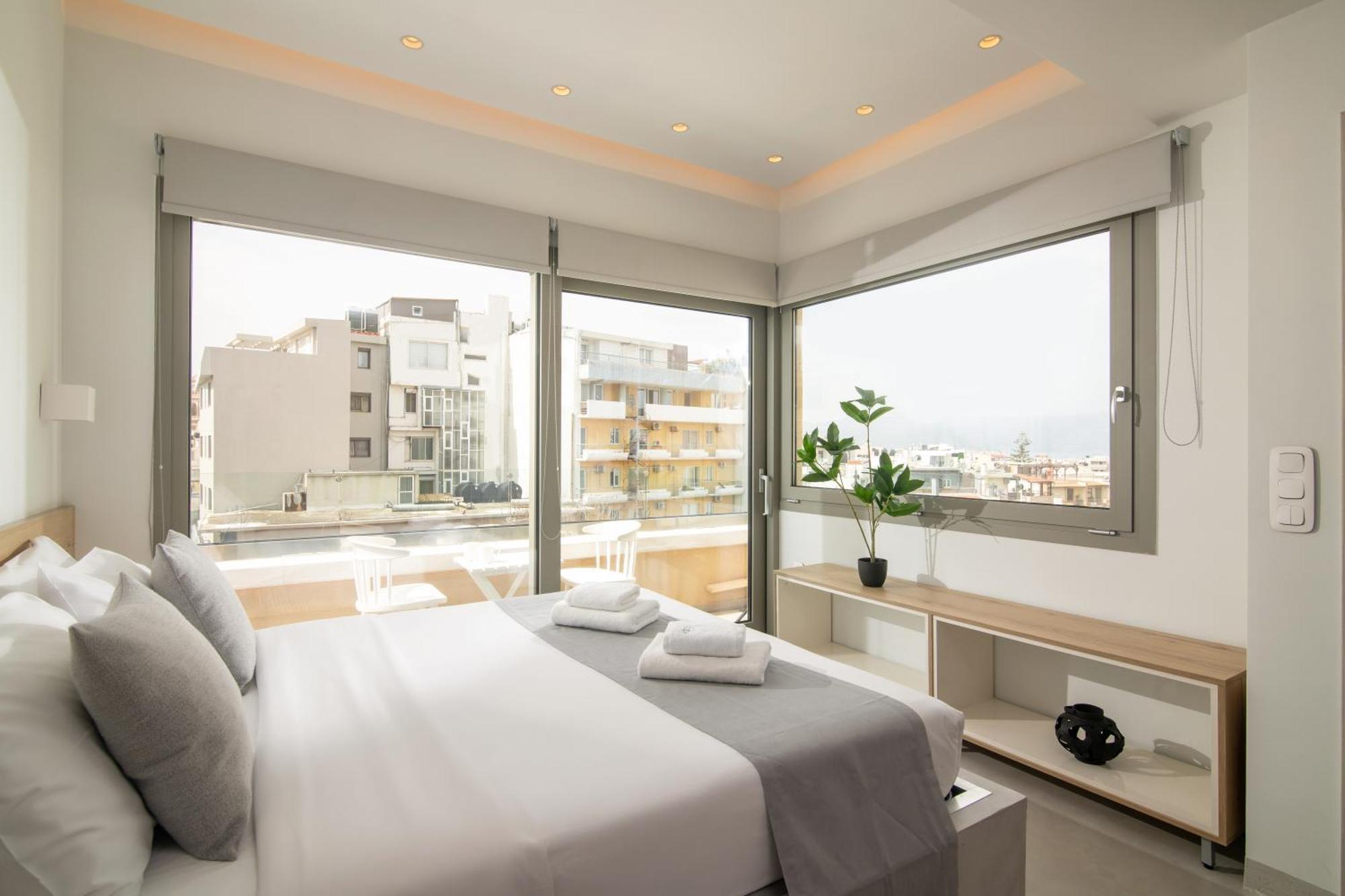 The Central Boutique Apartments Heraklion  ภายนอก รูปภาพ
