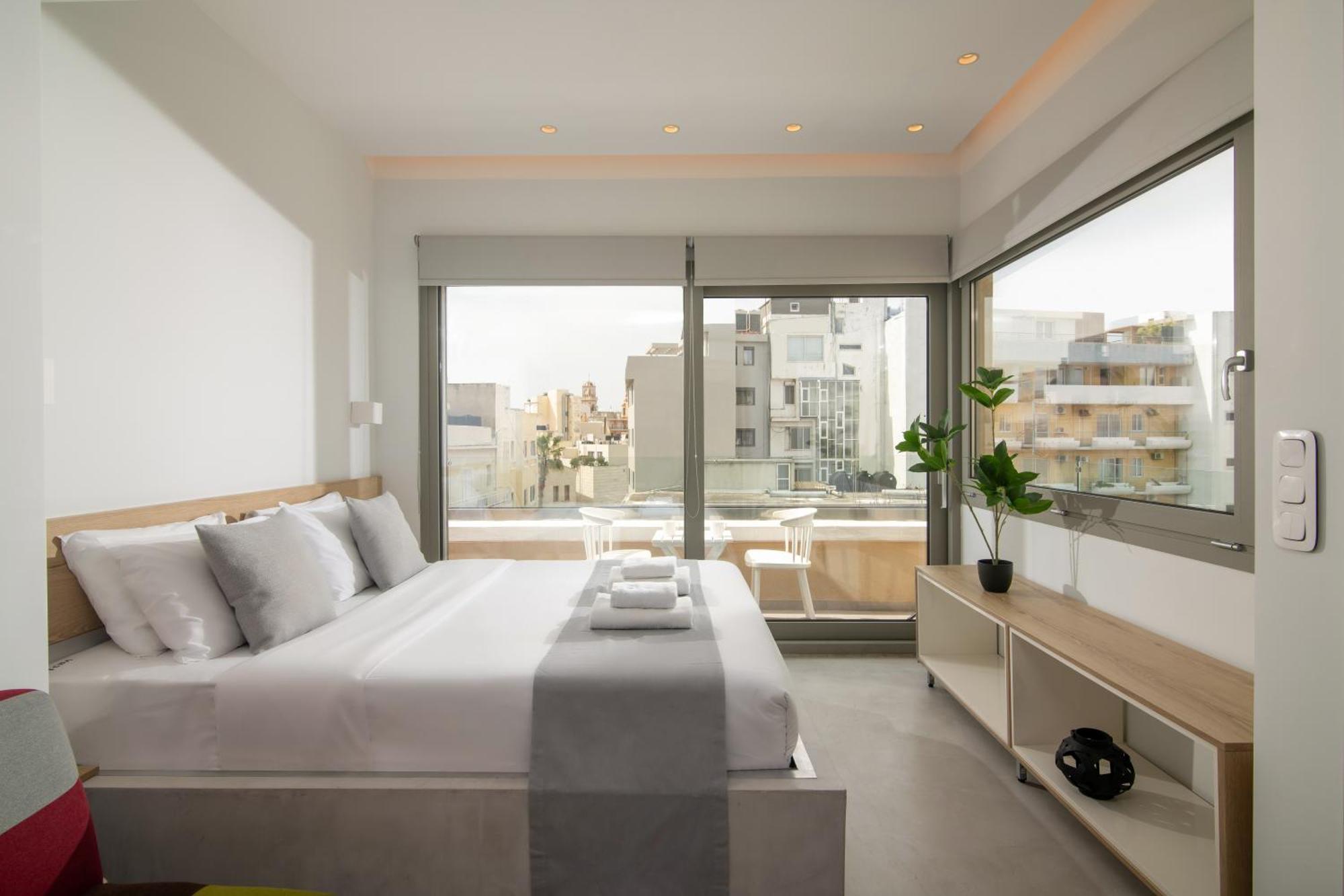 The Central Boutique Apartments Heraklion  ภายนอก รูปภาพ