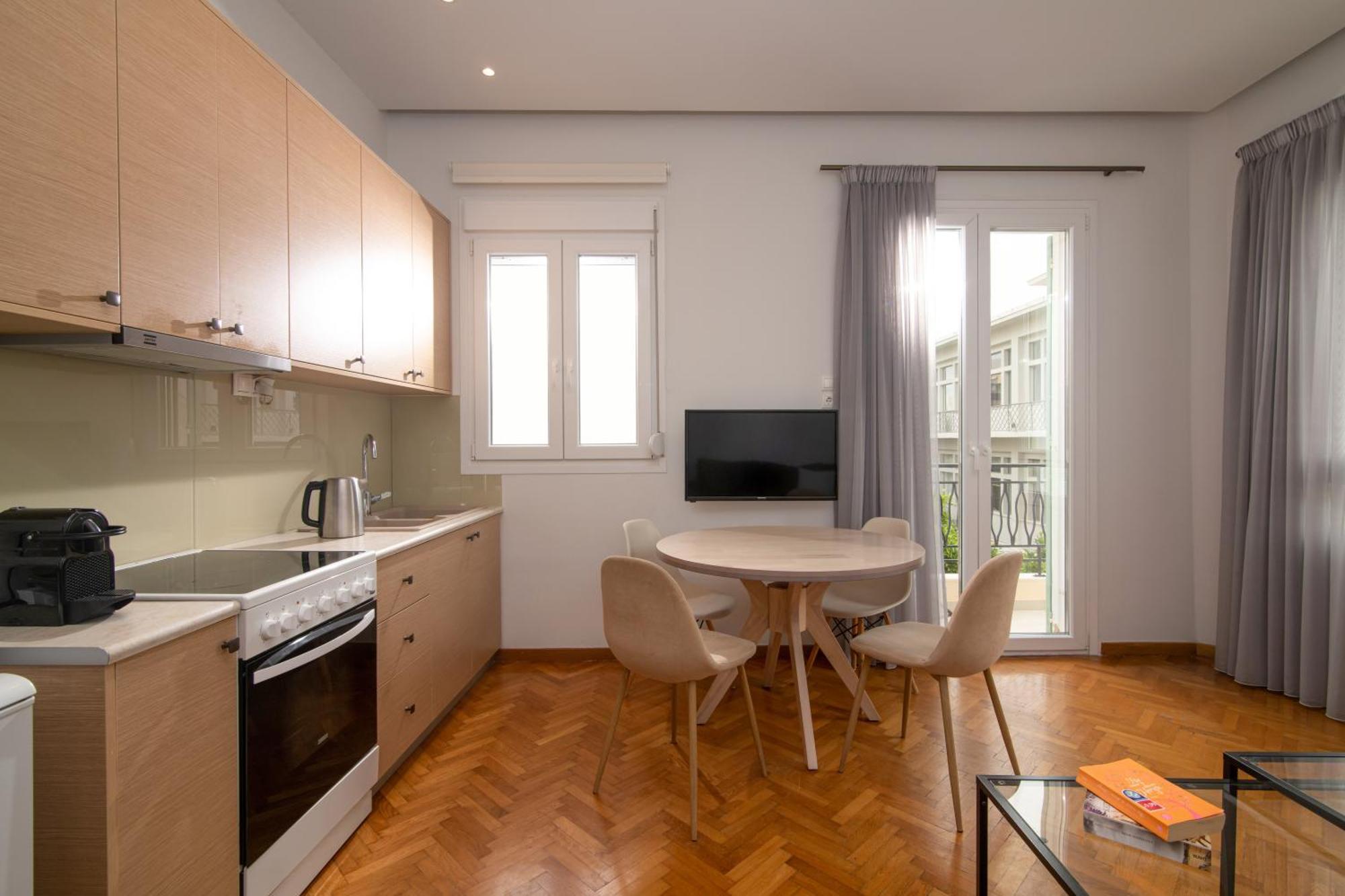 The Central Boutique Apartments Heraklion  ภายนอก รูปภาพ
